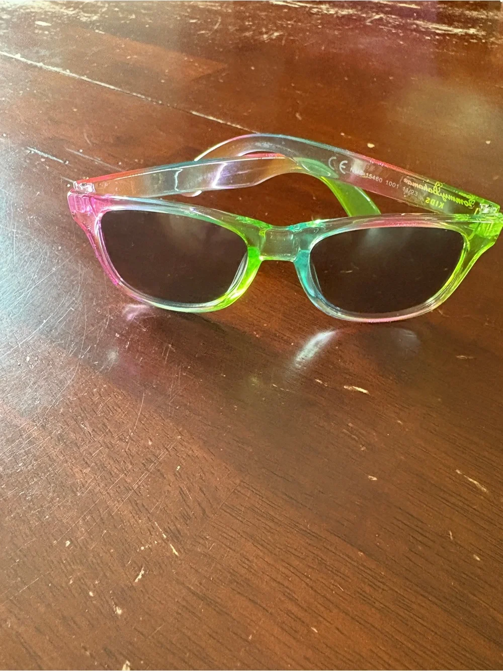 Tommy Bahama Kids Green and Pink Gradient Sunglasses Decorative Accent